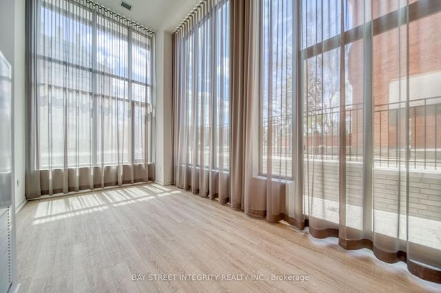 109 - 250 Lawrence Ave W, Condo with 2 bedrooms, 2 bathrooms and 0 parking in Toronto ON | Image 11