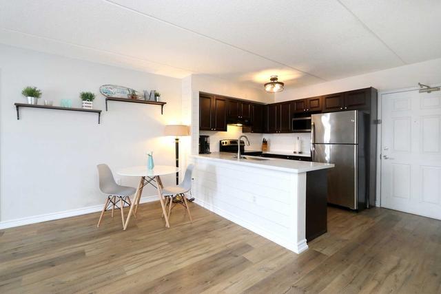 309 - 1487 Maple Ave, Condo with 2 bedrooms, 1 bathrooms and 1 parking in Milton ON | Image 2