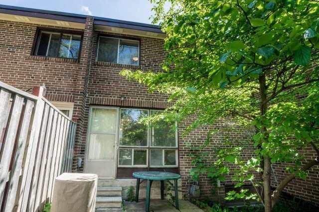 4 - 80 Castlebury Cres, Townhouse with 3 bedrooms, 2 bathrooms and 1 parking in Toronto ON | Image 20