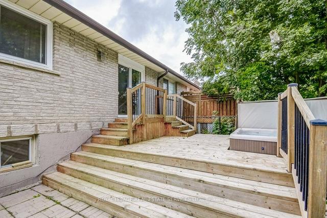 123 Ashgrove Ave, House semidetached with 3 bedrooms, 2 bathrooms and 3 parking in Brantford ON | Image 16