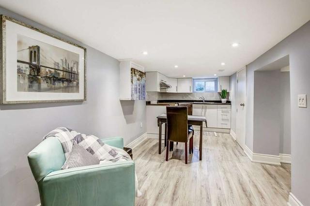 16 Seventeenth St, House detached with 3 bedrooms, 2 bathrooms and 4 parking in Toronto ON | Image 8