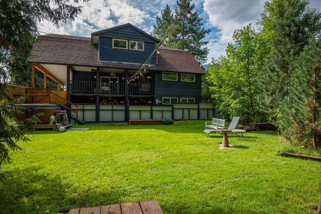 516 Glendale Avenue, House detached with 5 bedrooms, 3 bathrooms and 20 parking in Salmo BC | Image 92