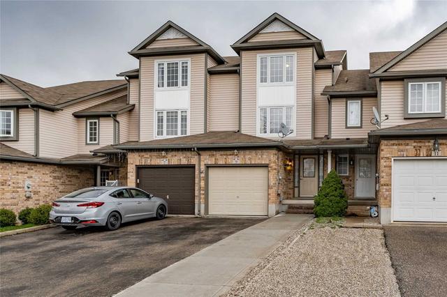 9 Snowdrop Cres, House attached with 3 bedrooms, 3 bathrooms and 3 parking in Kitchener ON | Image 12
