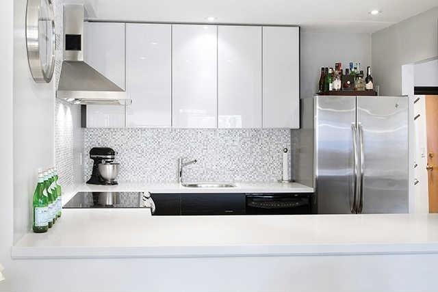 th 05 - 210b Avenue Rd, Townhouse with 2 bedrooms, 2 bathrooms and 1 parking in Toronto ON | Image 3