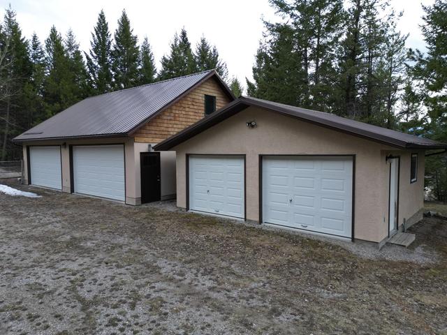 2360/2380 Highway 95, House detached with 4 bedrooms, 3 bathrooms and null parking in East Kootenay G BC | Image 56
