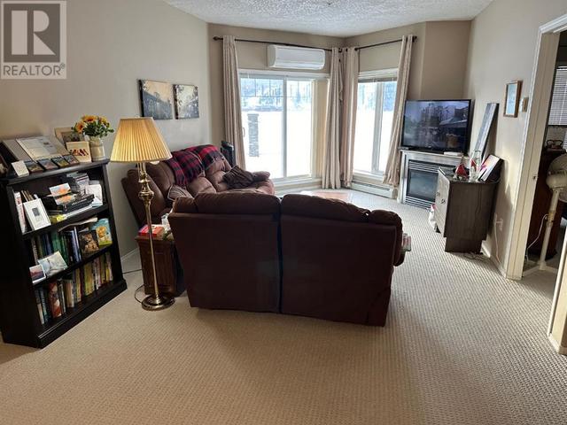 104, - 9810 94 Street, Condo with 2 bedrooms, 2 bathrooms and 1 parking in Peace River AB | Image 2