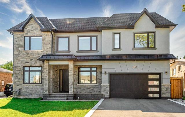 392 Weighton Dr, House detached with 4 bedrooms, 5 bathrooms and 9 parking in Oakville ON | Image 1