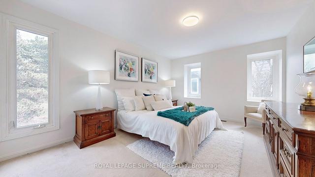 12 - 20 La Rose Ave, Townhouse with 4 bedrooms, 4 bathrooms and 2 parking in Toronto ON | Image 21