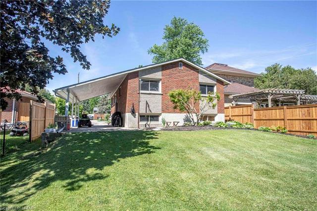 310 Oxford Avenue, House detached with 4 bedrooms, 2 bathrooms and null parking in Ingersoll ON | Image 27