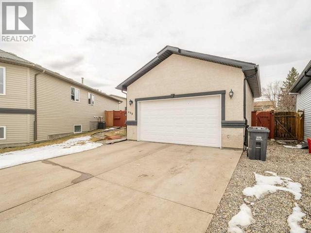 608 - 52 Avenueclose, House detached with 4 bedrooms, 3 bathrooms and 4 parking in Coalhurst AB | Image 7