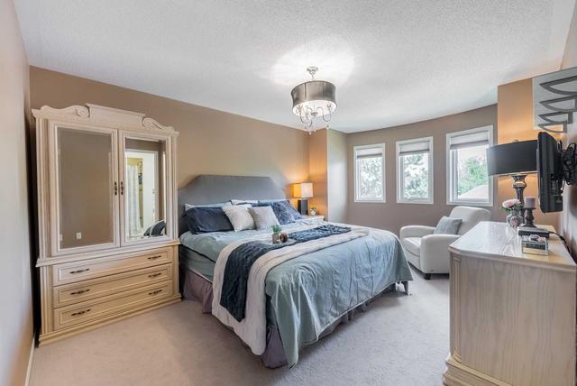 5 Hare Farm Gate, House detached with 3 bedrooms, 3 bathrooms and 4 parking in Whitchurch Stouffville ON | Image 5