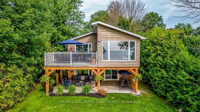 1069 Lakeshore Rd E, House detached with 3 bedrooms, 2 bathrooms and 8 parking in Oro Medonte ON | Image 4