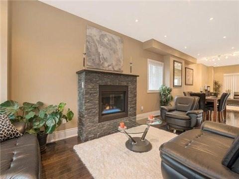 35 Rothsay Ave, House detached with 4 bedrooms, 4 bathrooms and 4 parking in Toronto ON | Image 3