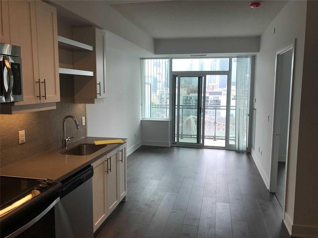 Lph24 - 525 Adelaide St W, Condo with 1 bedrooms, 1 bathrooms and 0 parking in Toronto ON | Image 3