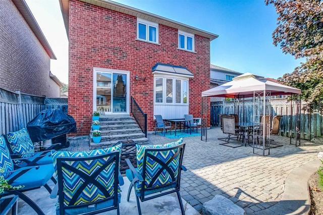 3693 Indigo Cres, House detached with 3 bedrooms, 3 bathrooms and 6 parking in Mississauga ON | Image 33