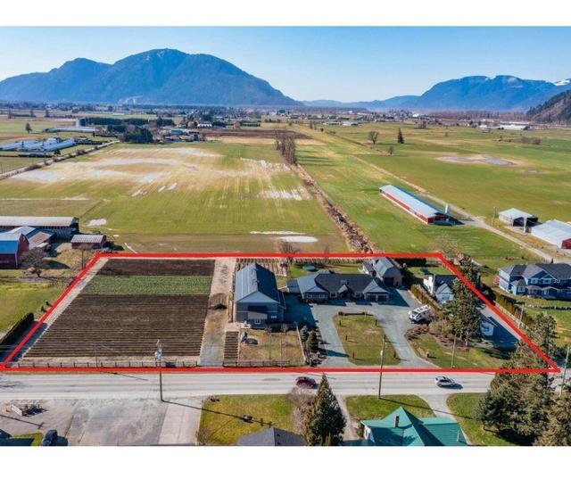 7211 Lickman Road, House detached with 7 bedrooms, 6 bathrooms and null parking in Chilliwack BC | Card Image