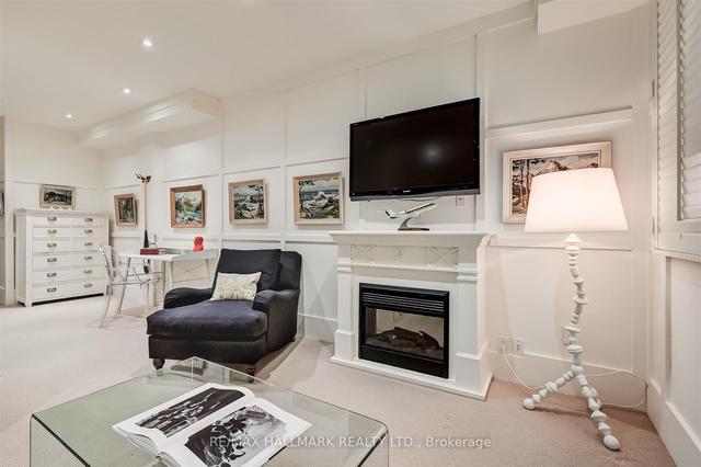 469 Shuter St, House semidetached with 2 bedrooms, 4 bathrooms and 1 parking in Toronto ON | Image 21