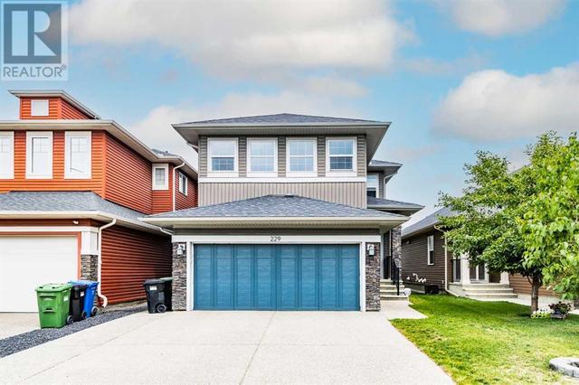 229 Evanspark Gardens Nw, House detached with 4 bedrooms, 2 bathrooms and 4 parking in Calgary AB | Image 1