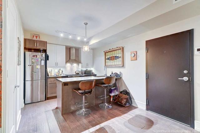 01 - 28 Madison Ave, Condo with 1 bedrooms, 1 bathrooms and 0 parking in Toronto ON | Image 12
