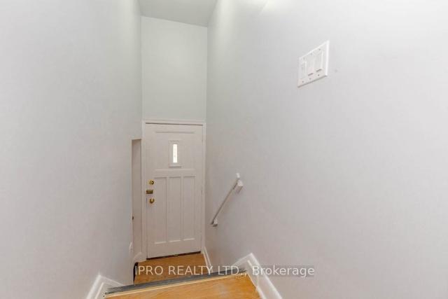 1205 Kipling Ave, House detached with 3 bedrooms, 3 bathrooms and 3 parking in Toronto ON | Image 7