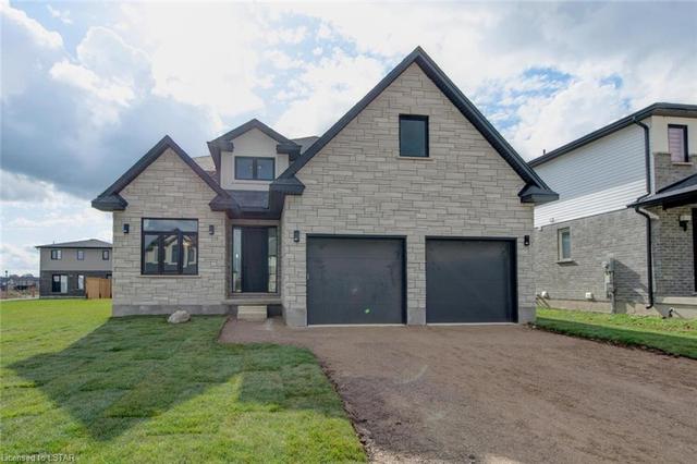 1530 Bob Schram Way, House detached with 4 bedrooms, 2 bathrooms and 4 parking in London ON | Image 3