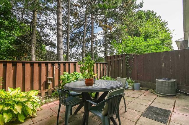 136 - 31 Greengate Rd, Townhouse with 3 bedrooms, 3 bathrooms and 1 parking in Guelph ON | Image 17