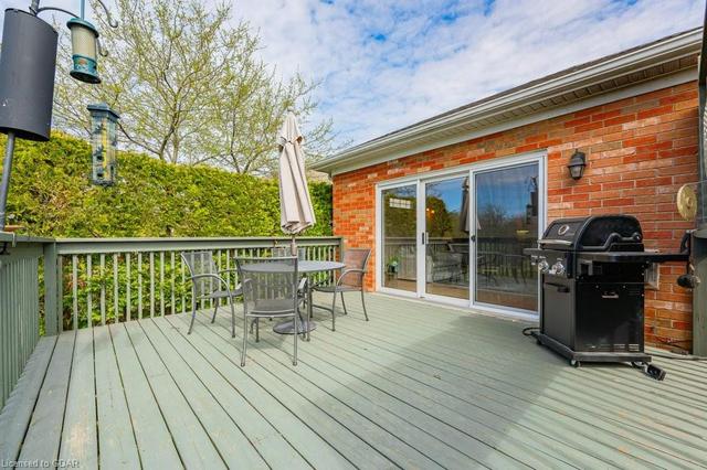 26 Honeysuckle Drive, House semidetached with 3 bedrooms, 2 bathrooms and 2 parking in Guelph ON | Image 28