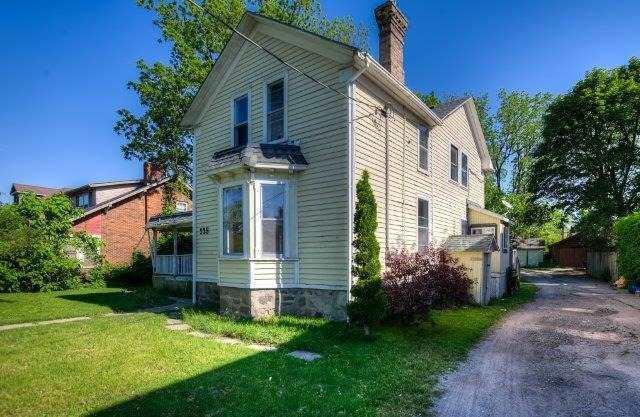 228 Main St, House detached with 5 bedrooms, 3 bathrooms and 8 parking in Cambridge ON | Image 2