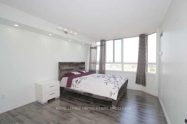1407 - 100 County Crt, Condo with 2 bedrooms, 2 bathrooms and 1 parking in Brampton ON | Image 21