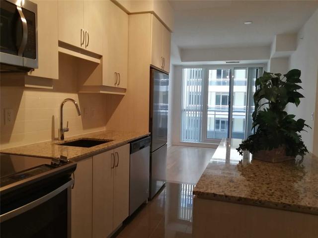 sw 416 - 9191 Yonge St, Condo with 2 bedrooms, 2 bathrooms and 1 parking in Richmond Hill ON | Image 11