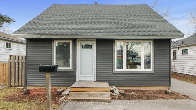 8 Mary St, House detached with 4 bedrooms, 1 bathrooms and 5 parking in Ajax ON | Image 23