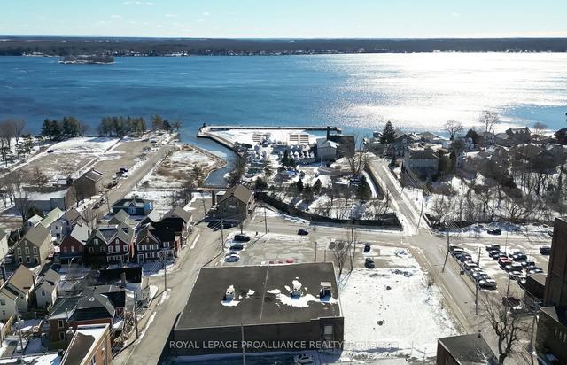 2 - 224 King St W, Condo with 2 bedrooms, 2 bathrooms and 1 parking in Brockville ON | Image 15
