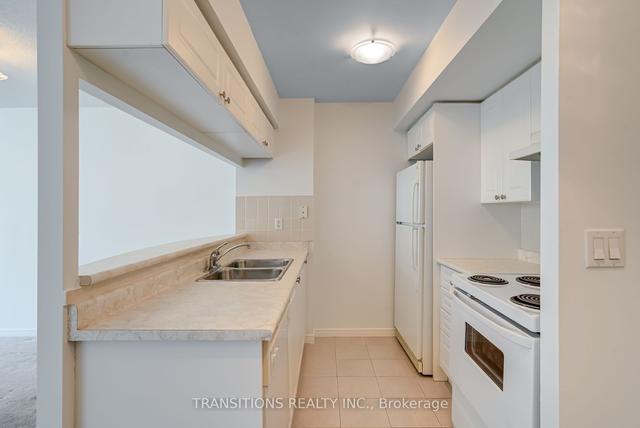 723 - 109 Front St E, Condo with 1 bedrooms, 1 bathrooms and 0 parking in Toronto ON | Image 6