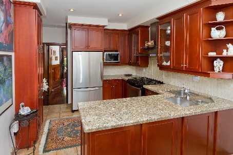80 Pine Crest Rd, House detached with 4 bedrooms, 2 bathrooms and 1 parking in Toronto ON | Image 5