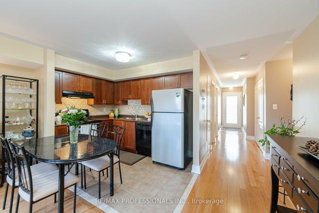 4 - 3985 Eglinton Ave W, Townhouse with 2 bedrooms, 2 bathrooms and 1 parking in Mississauga ON | Image 21