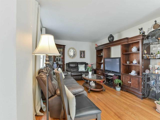 3286 Michaud Ave, House detached with 2 bedrooms, 2 bathrooms and 4 parking in Mississauga ON | Image 8