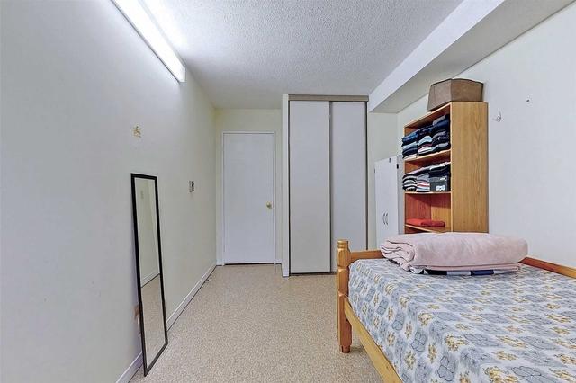 105 - 18 Holborn Crt, Condo with 2 bedrooms, 2 bathrooms and 1 parking in Kitchener ON | Image 14