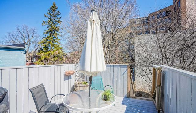 upper - 311 Markham St, House detached with 2 bedrooms, 2 bathrooms and 0 parking in Toronto ON | Image 24