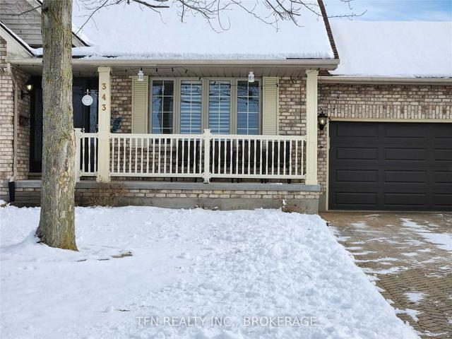 343 Walnut St E, House detached with 2 bedrooms, 2 bathrooms and 10 parking in Chatham Kent ON | Image 12