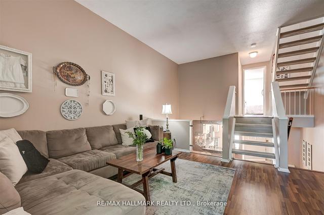 17 Dutch Myrtleway, Townhouse with 3 bedrooms, 4 bathrooms and 2 parking in Toronto ON | Image 7
