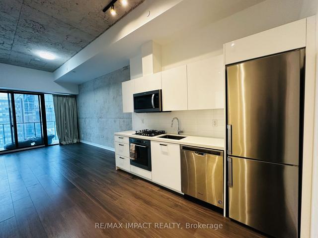 807 - 55 Ontario St, Condo with 1 bedrooms, 1 bathrooms and 1 parking in Toronto ON | Image 2
