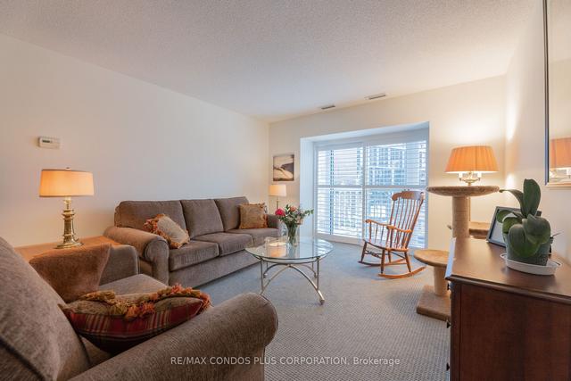 402 - 1387 Bayview Ave, Condo with 2 bedrooms, 2 bathrooms and 1 parking in Toronto ON | Image 7