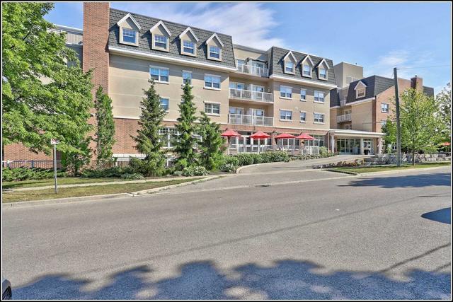 220 - 240 Chapel St, Condo with 2 bedrooms, 2 bathrooms and 1 parking in Cobourg ON | Image 1