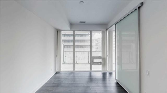 1002 - 42 Charles St E, Condo with 1 bedrooms, 2 bathrooms and 0 parking in Toronto ON | Image 7