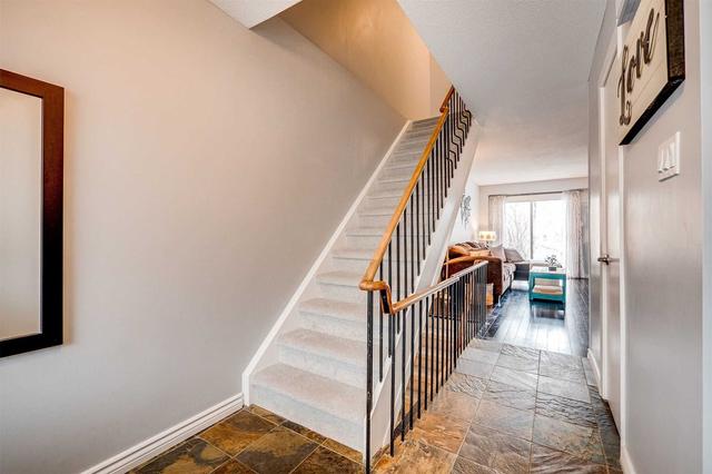 28 - 318 Laurier Ave, Townhouse with 3 bedrooms, 2 bathrooms and 2 parking in Milton ON | Image 30