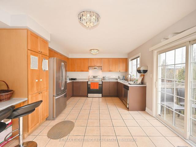 951 Donnelly St, House detached with 4 bedrooms, 4 bathrooms and 4 parking in Milton ON | Image 6
