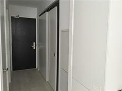 3310 - 125 Peter St, Condo with 1 bedrooms, 1 bathrooms and null parking in Toronto ON | Image 2