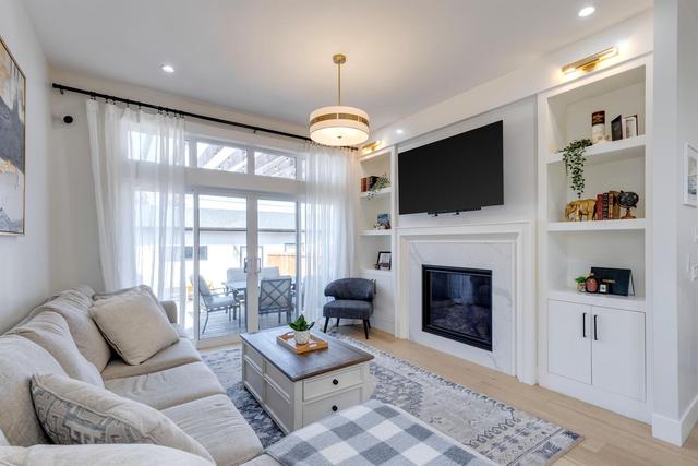 1421 44 Street Sw, Home with 5 bedrooms, 3 bathrooms and 2 parking in Calgary AB | Image 13