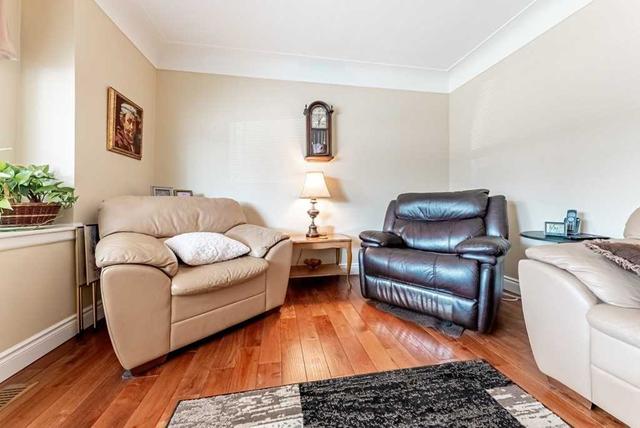 153 Dunkirk Dr, House detached with 3 bedrooms, 3 bathrooms and 3 parking in Hamilton ON | Image 7
