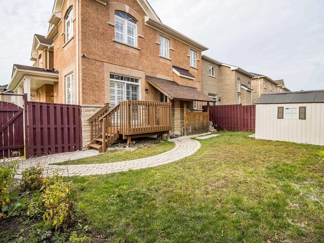 33 Silvershadow Terr, House detached with 4 bedrooms, 4 bathrooms and 7 parking in Brampton ON | Image 33